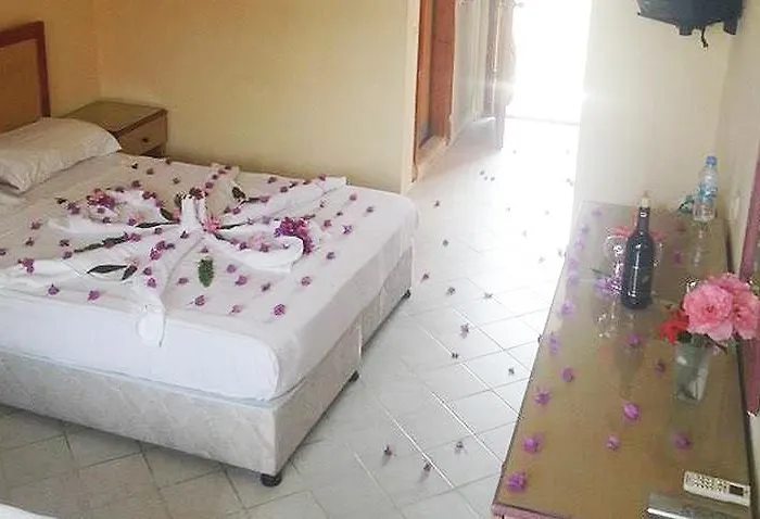 Beltur 3* Beldibi (Kemer)